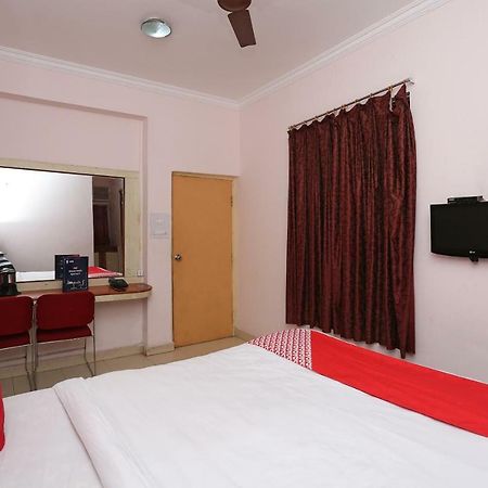 Oyo 1359 Hotel Best Inn Μπουμπάνεσβαρ Εξωτερικό φωτογραφία