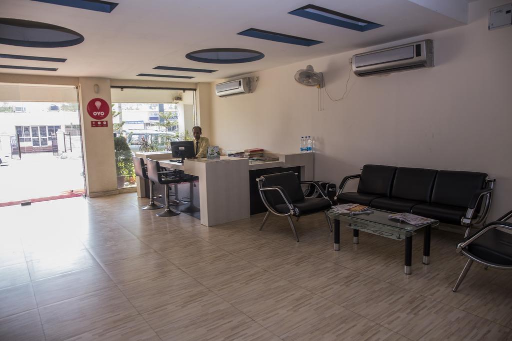 Oyo 1359 Hotel Best Inn Μπουμπάνεσβαρ Εξωτερικό φωτογραφία
