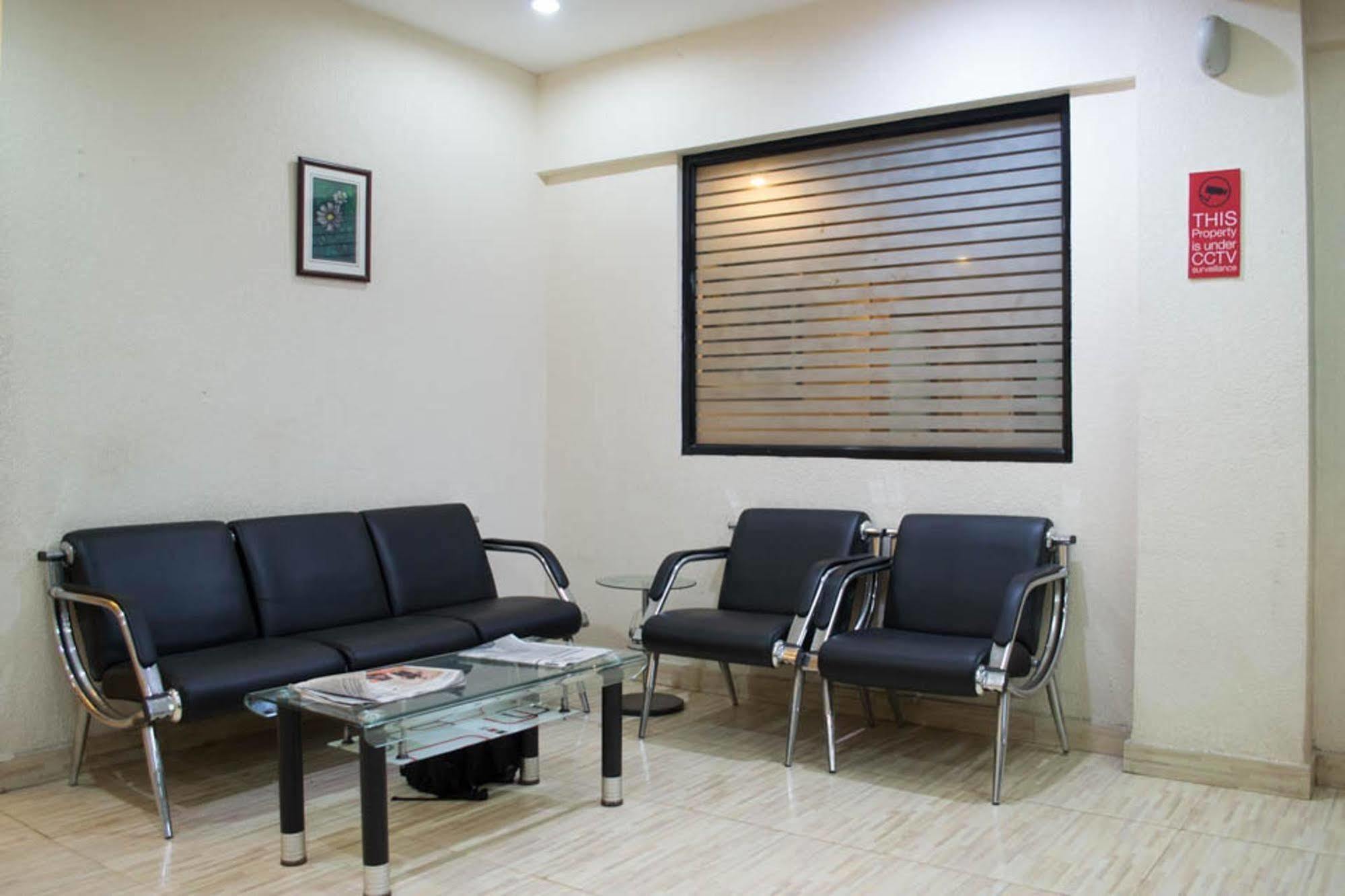 Oyo 1359 Hotel Best Inn Μπουμπάνεσβαρ Εξωτερικό φωτογραφία
