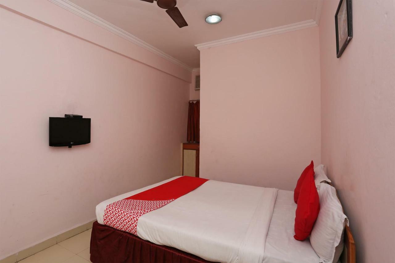 Oyo 1359 Hotel Best Inn Μπουμπάνεσβαρ Εξωτερικό φωτογραφία