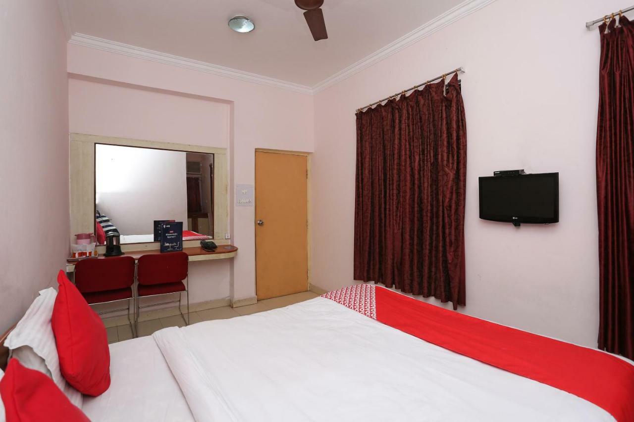 Oyo 1359 Hotel Best Inn Μπουμπάνεσβαρ Εξωτερικό φωτογραφία