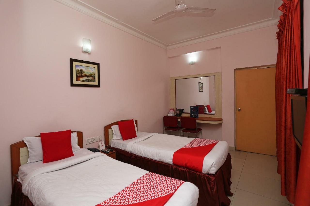 Oyo 1359 Hotel Best Inn Μπουμπάνεσβαρ Εξωτερικό φωτογραφία